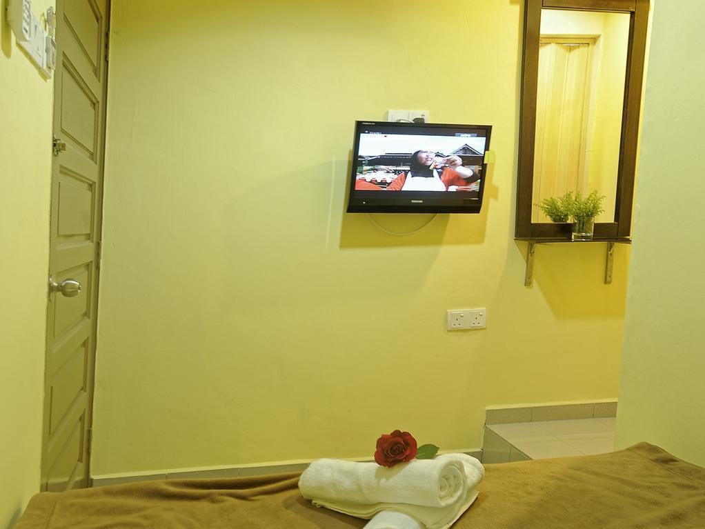Chomelle Hotel Kuah Exterior foto